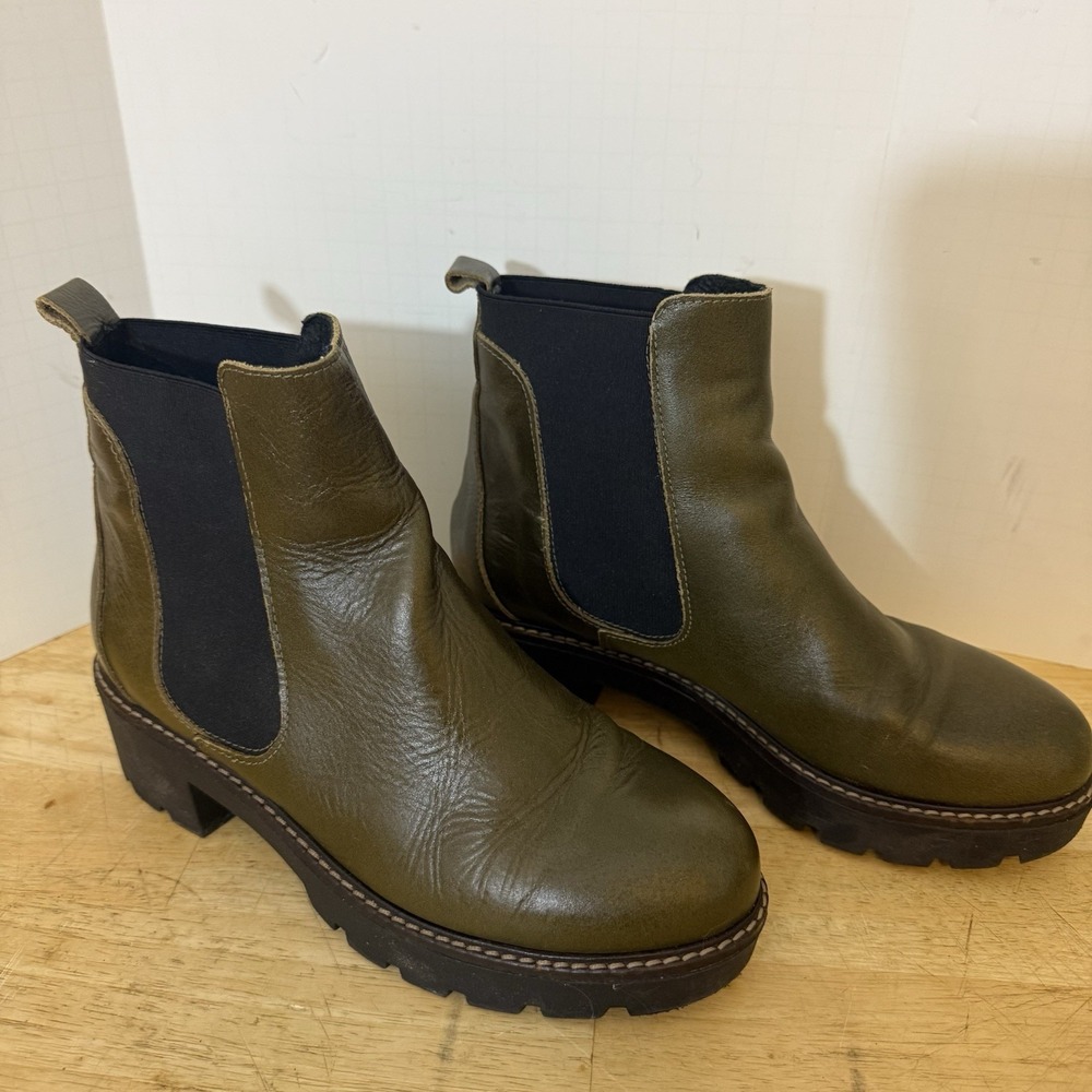 Anthropologie Boots Womens 38 US Sz 8 Olive Leather Chelsea Lug Sole Pull On